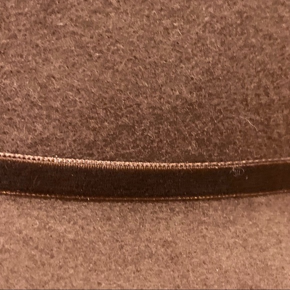 Beautiful Dark Brown 100% Wool Cloche Hat‎ - Picture 7 of 9